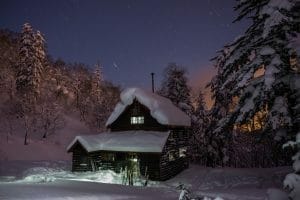 Okuteine Yama-no-Ie Hut information (Hokkaido, Japan)