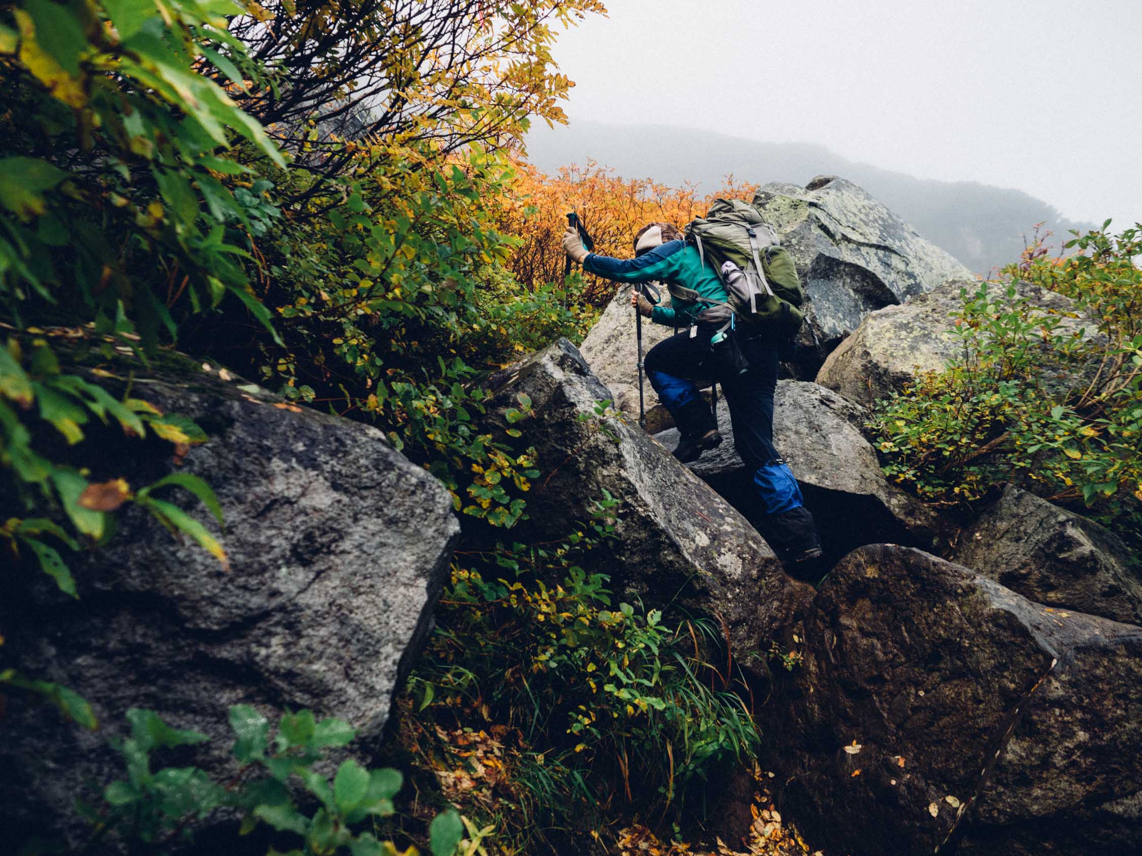 Hiking-Mt-Furano-in-autumn-Hokkaido-Japan_44164987294_o