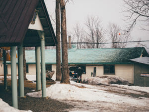 Tsurugi Hut (Hidaka Range, Hokkaido, Japan)