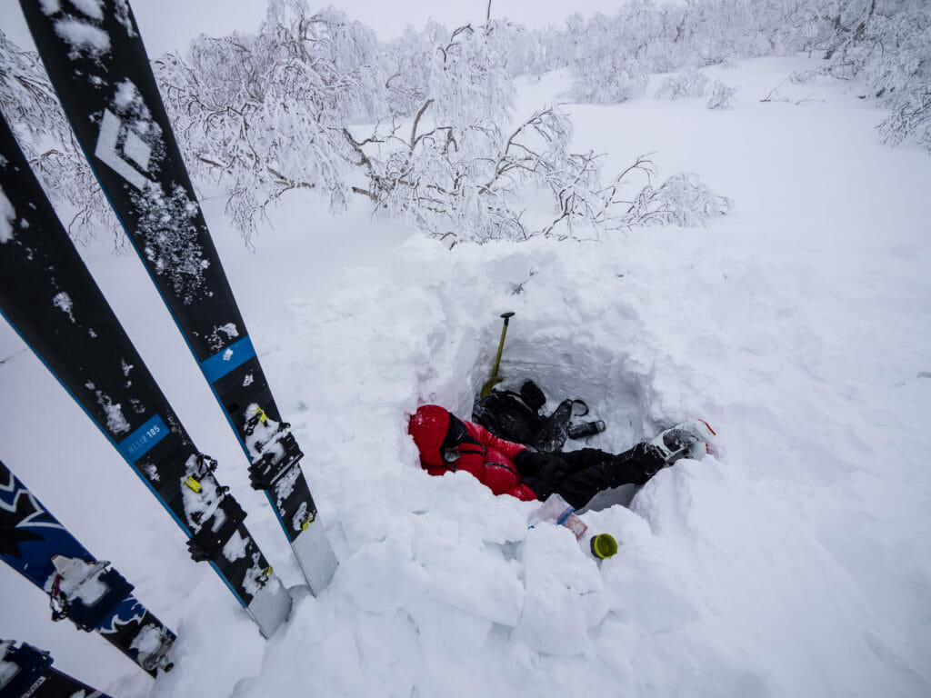 Rausu-dake Southeast Couloir Ski Tour (Hokkaido, Japan)